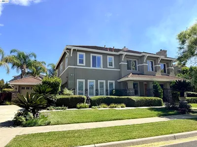 125 Acorn Way
