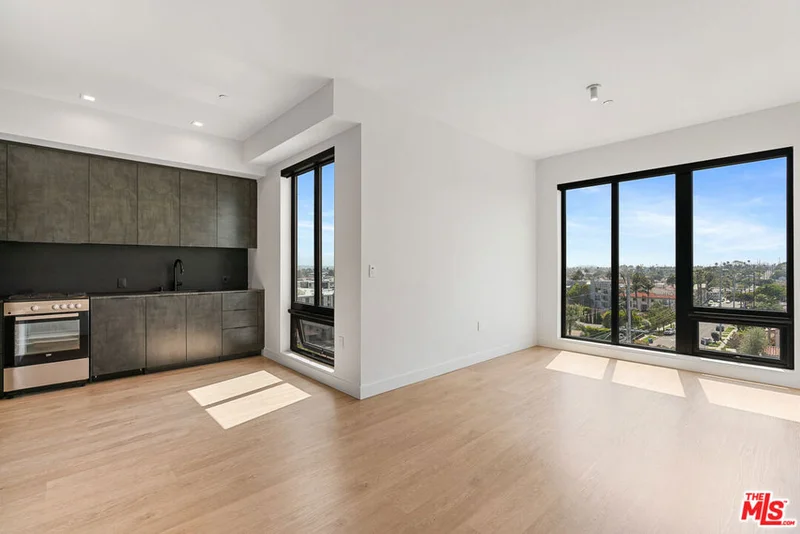 10700 Tabor Street 506, Los Angeles, CA 90034