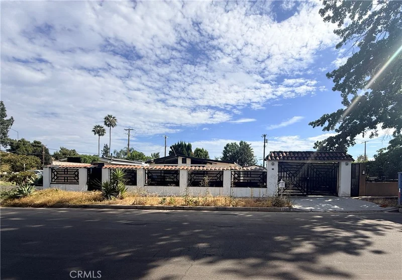 15606 Simonds photo 2