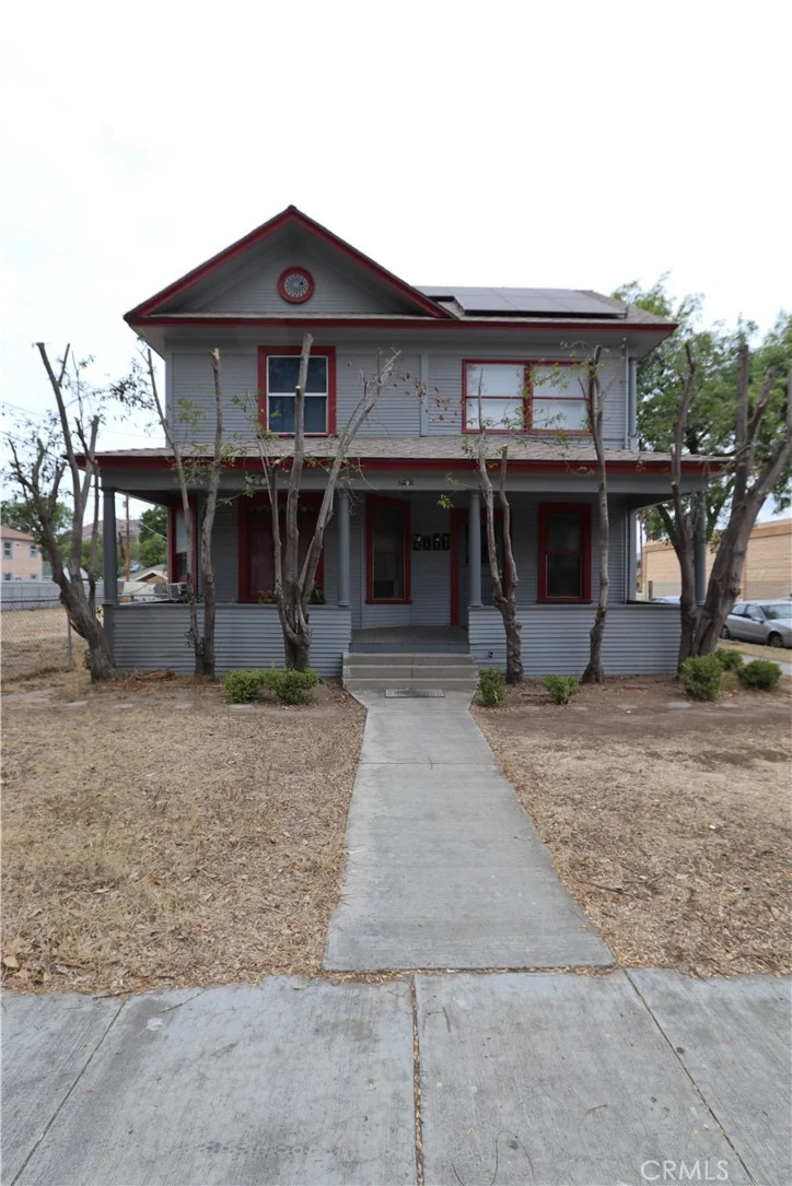 3907 Chestnut Street photo 2