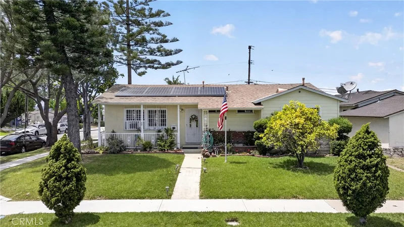20959 Conradi Avenue photo 2