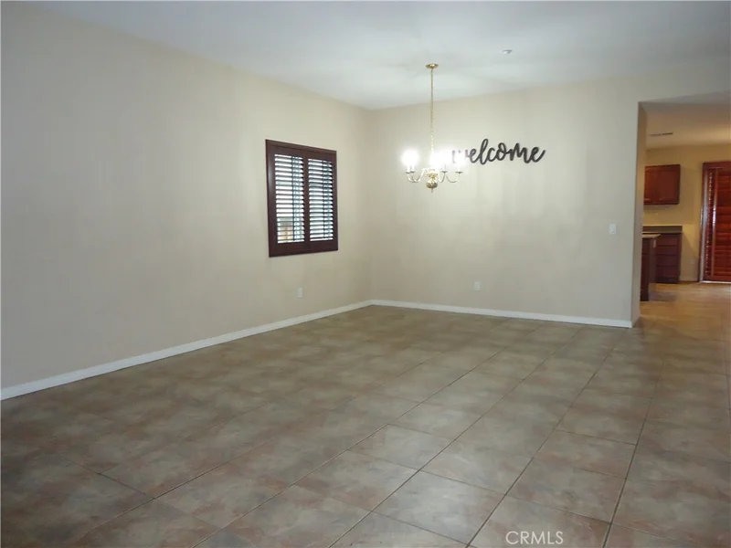 1093 Tangerine Drive photo 2