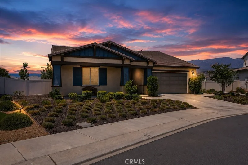 1389 Hazel Lane