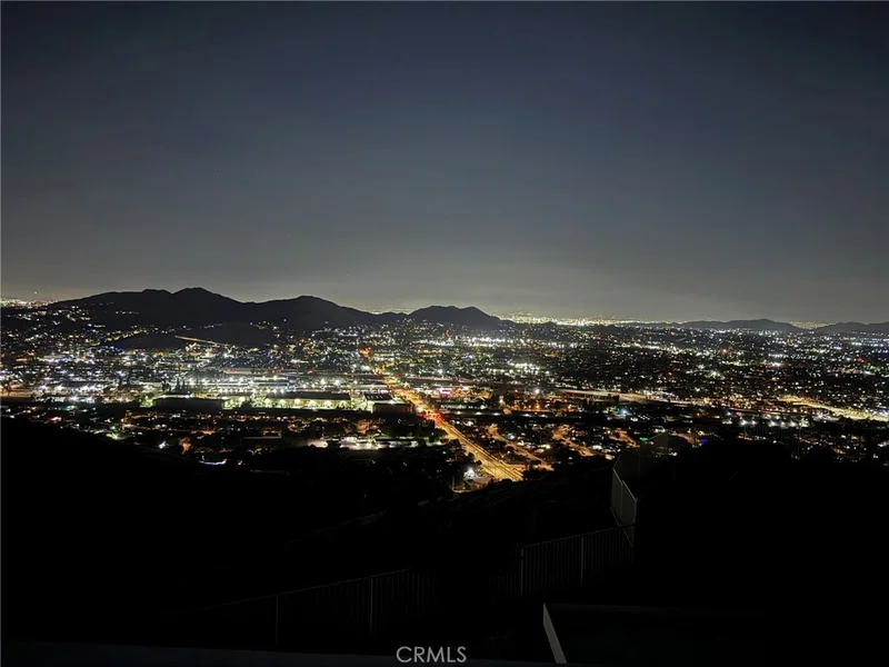 16253 Moon Bow Court photo 2