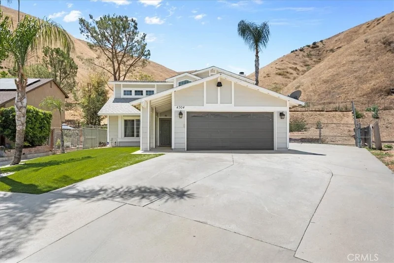 4304 Whitney Dr