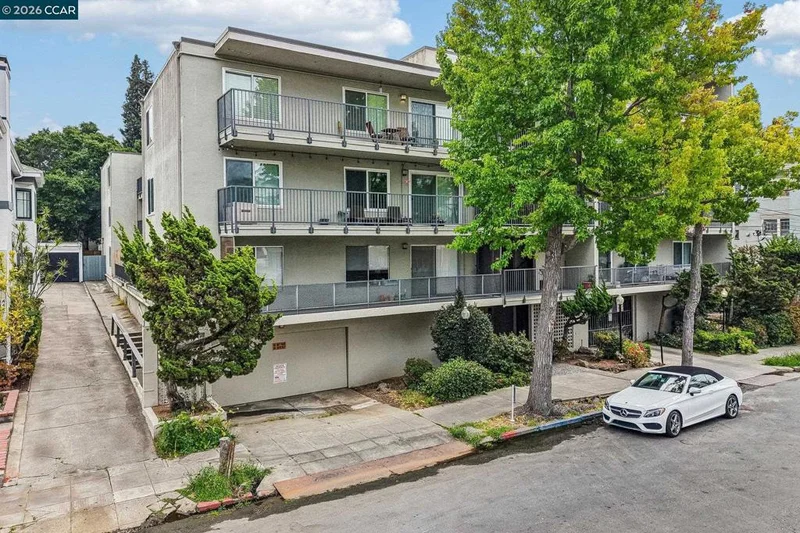 424 Staten 308 photo 2