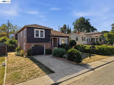 137 Viewmont Avenue