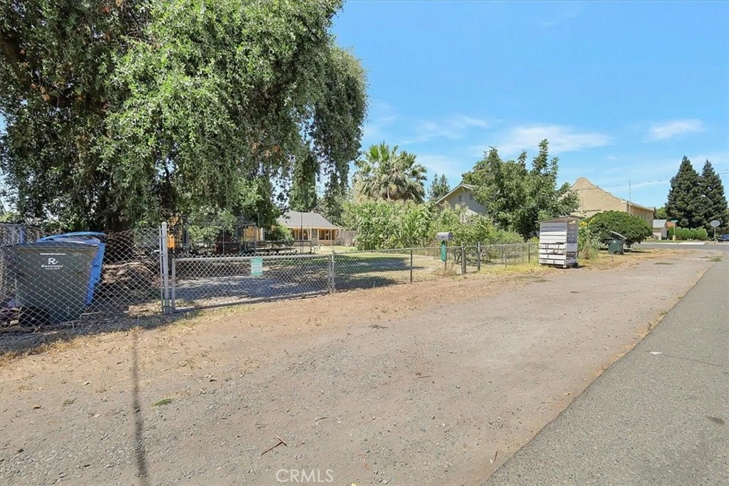 Interior 3