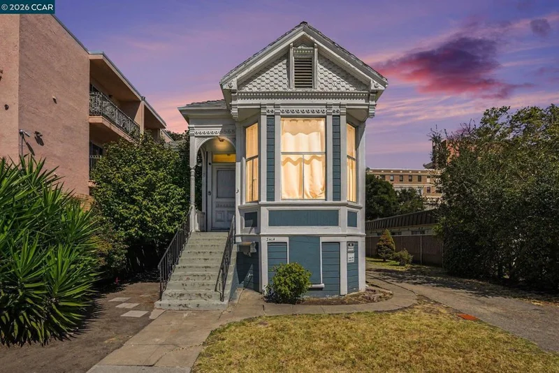 3414 Andover St.