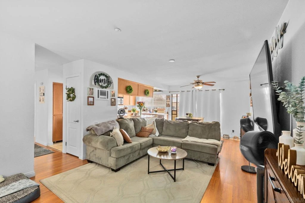 Interior 2