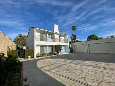 4510 Henley Court photo 2