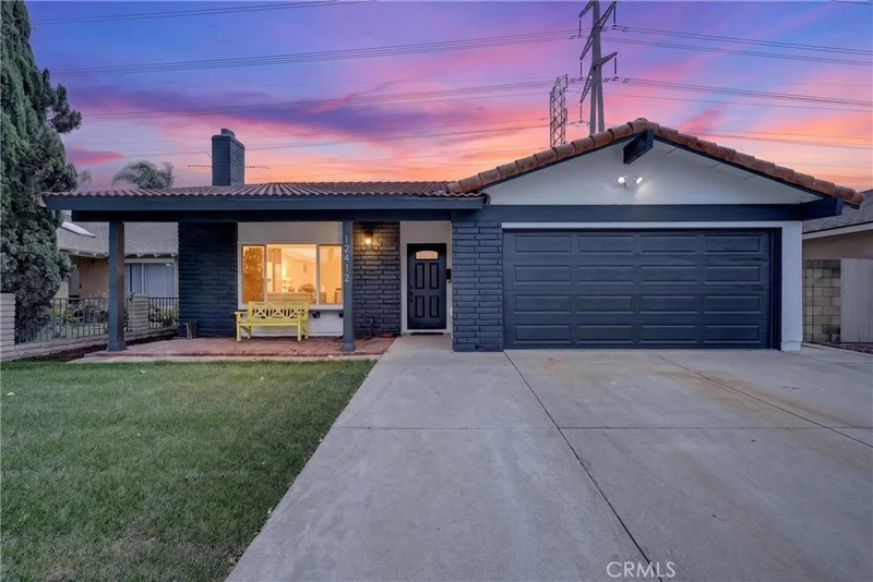 Photo 2 of 12412 Viarna Street