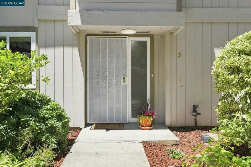 Photo 2 of 1725 Landana Drive 3