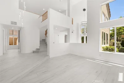 7422 Kyle Court photo 2