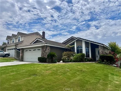 201 S Brookside Court