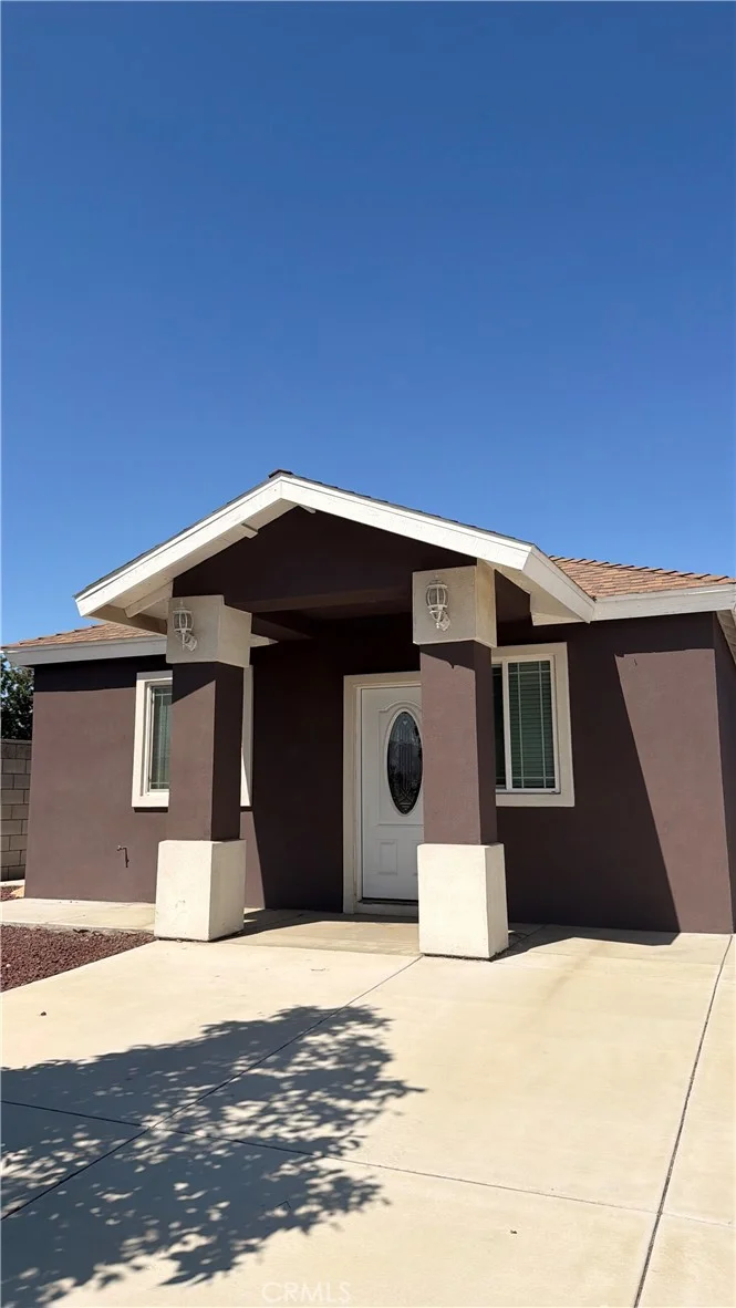 11088 Spruce Avenue photo 2