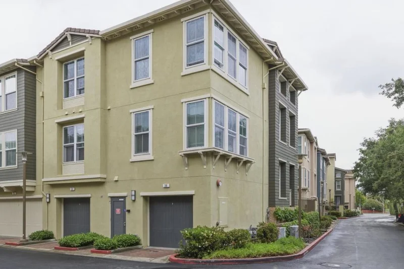 38 Silk Oak Terrace photo 2