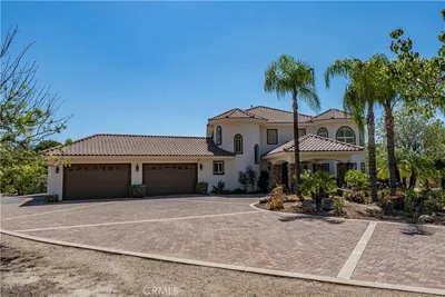 21100 Paseo Montana photo 2