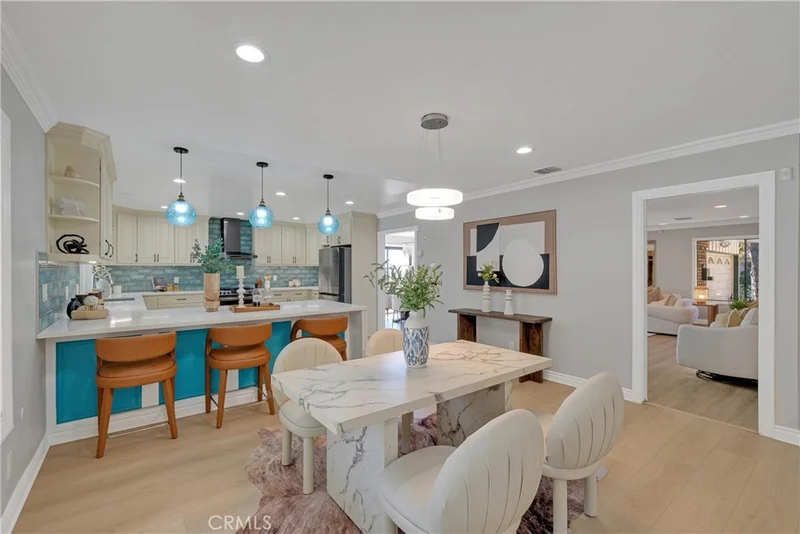Photo 2 of 191 Roca Way