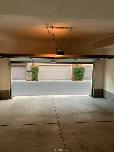 608 Asbury Drive photo 2