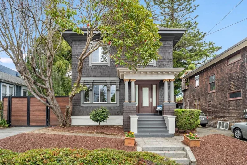 2226 Blake Street