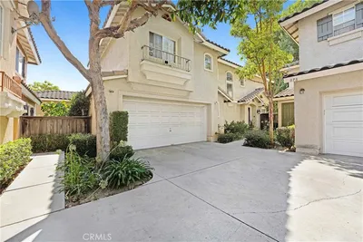 976 Baycrest Lane