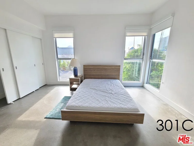 4210 Del Rey Avenue 301