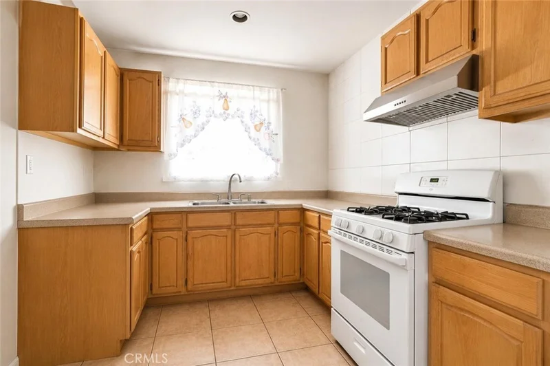 Photo 2 of 13319 Judd Street