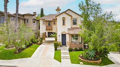 1159 Calistoga Way photo 2