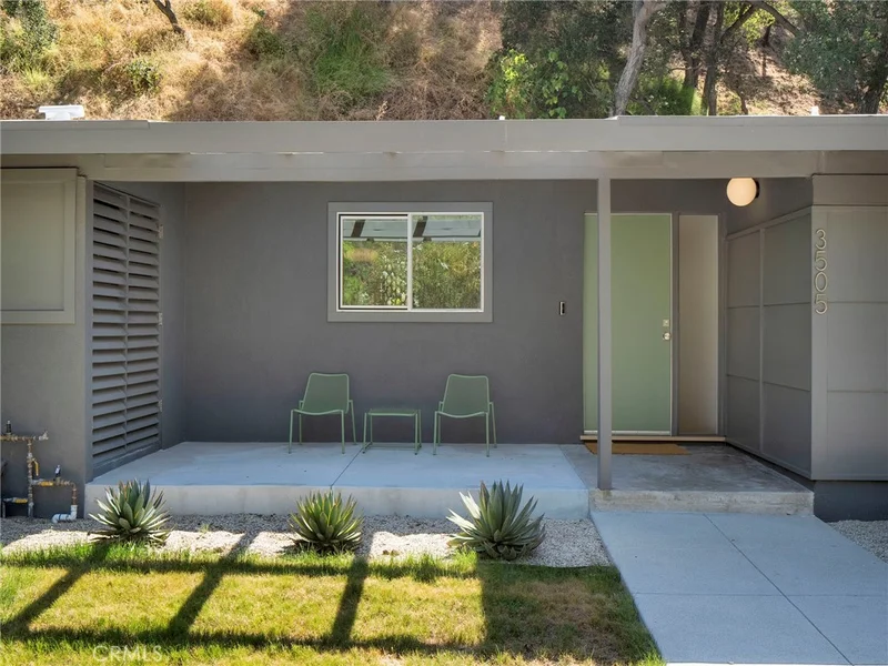 3505 El Lado