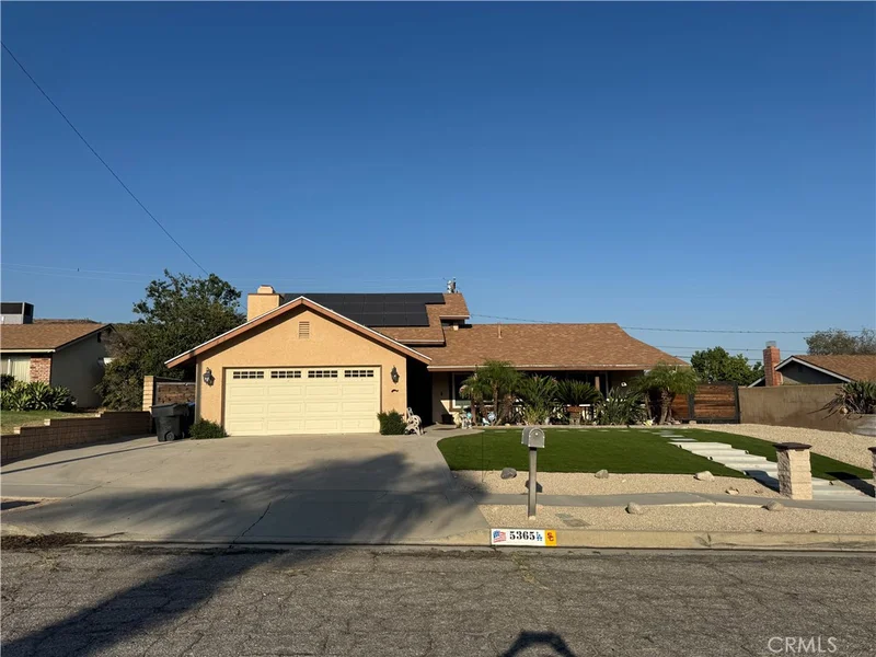 5365 N Stoddard photo 2