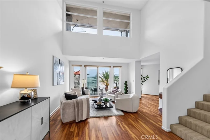250 N First Street 524