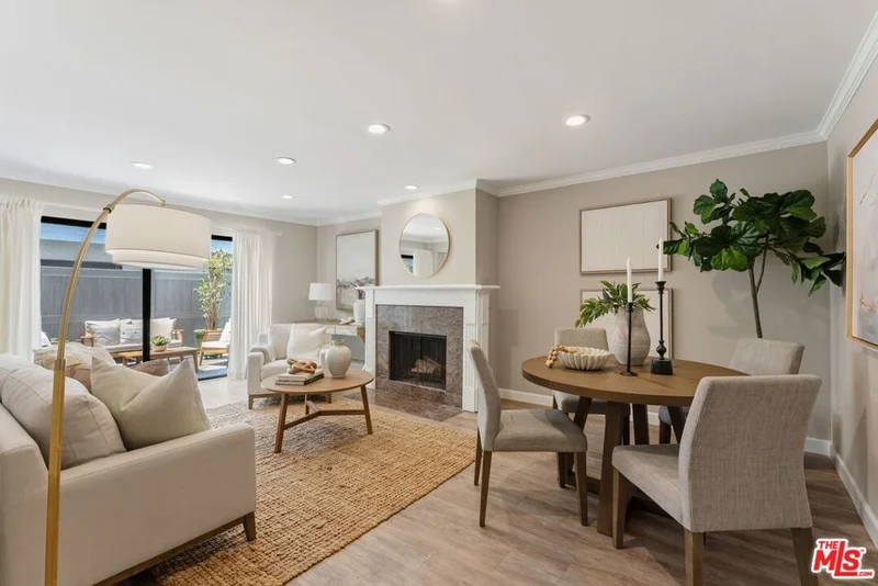1456 Manhattan Beach Boulevard G