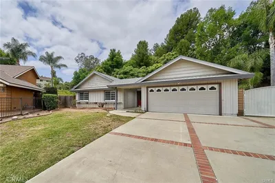 2235 Deepgrove
