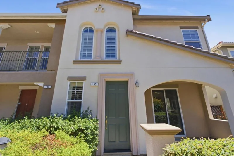 185 Montevina Way photo 2