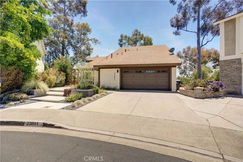 23891 Cypress Lane, Mission Viejo, CA 92691
