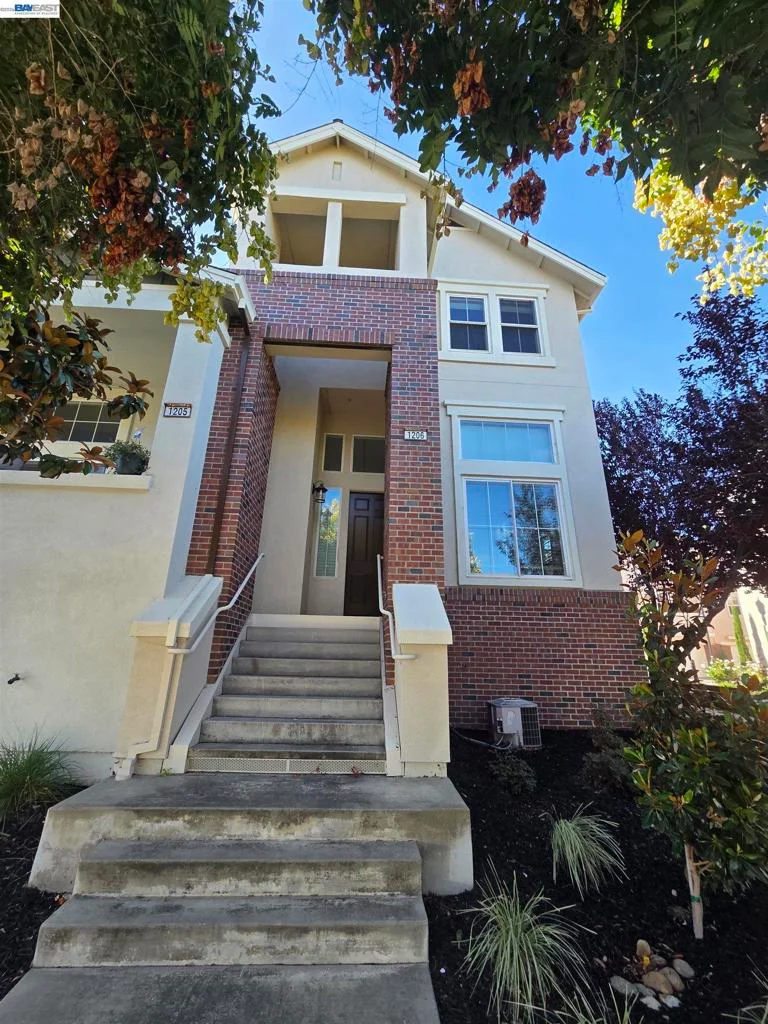 2985 First Street