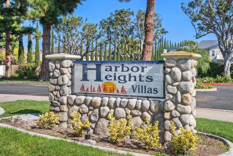 Photo 2 of 16394 Del Oro Cir 135