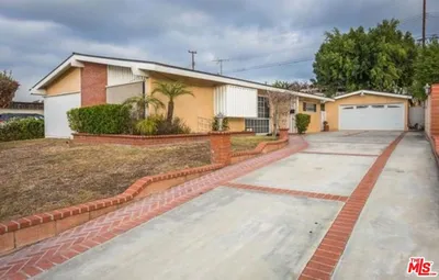 12938 Biola Avenue photo 2