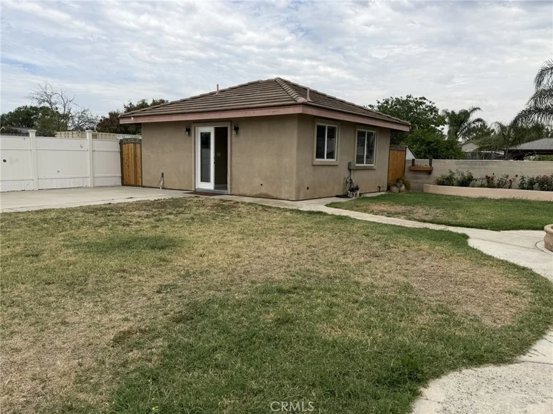 7654 Alder Avenue photo 2