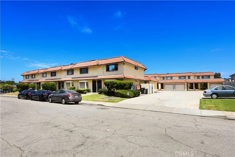 409 W Mountain View Avenue 3