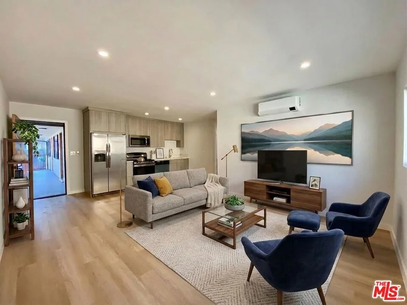 3207 W 3rd Street 3