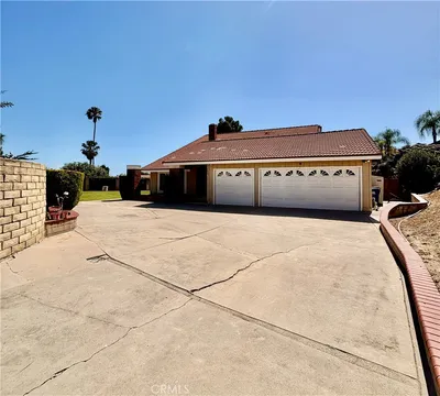 1407 Pecan Grove photo 2