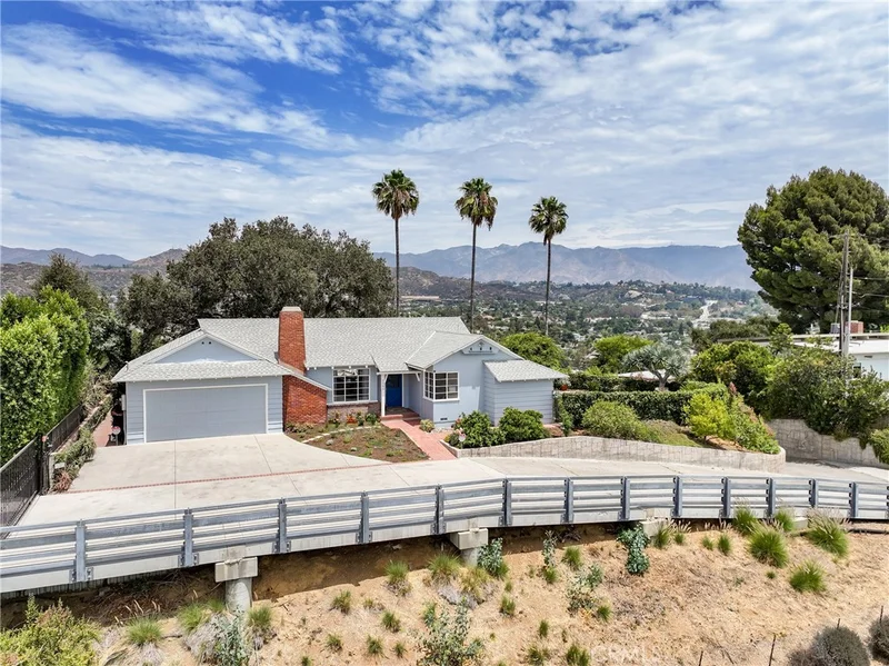 1566 Silverwood photo 2