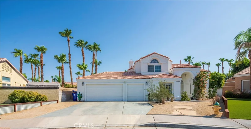 79340 Desert Wind Court photo 2