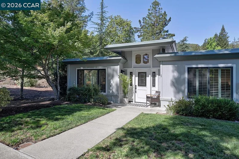 1517 Oakmont Dr 1