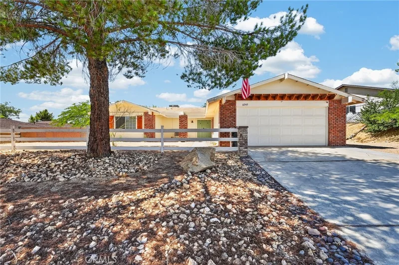 16949 Lorene Drive
