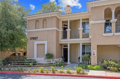 17957 Lost Canyon Road 41 photo 2