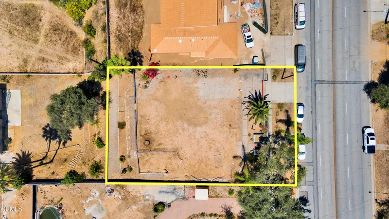 428 E Mariposa St, Altadena, CA 91001