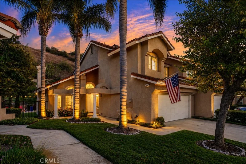 835 S Shanada Court photo 2